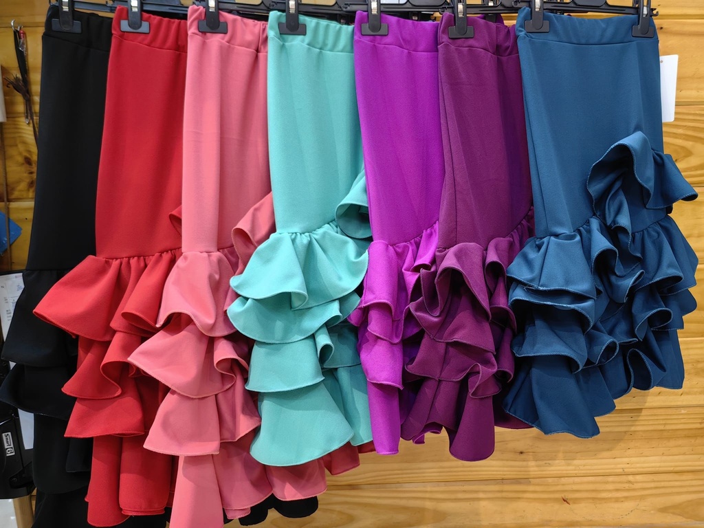 FALDA 4 VOLANTES NIÑAS (CORAL, TALLA 4)
