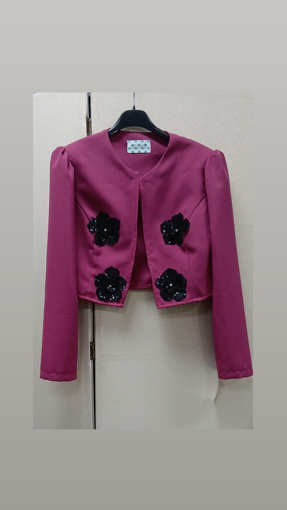 CHAQUETA BUGANVILLA ADORNADA EN NEGRO